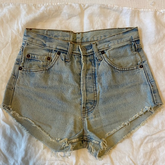 Vintage 1990s Levi’s Cutoffs